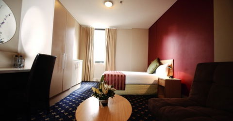 Hotel Coronation - Accommodation Newcastle 0