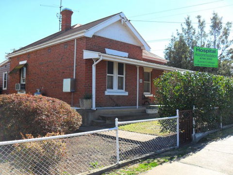 Aaron Cottage - Accommodation Newcastle 5