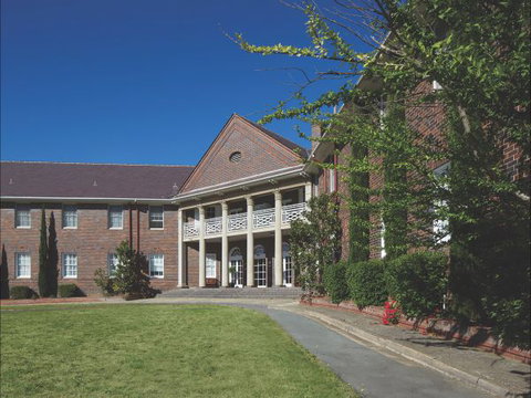 Brassey Hotel - Accommodation Newcastle 2