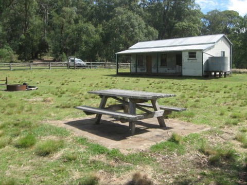 Creel Lodge - Accommodation Newcastle 1