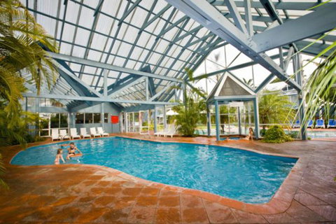 Broadwater Beach Resort - Accommodation Newcastle 0