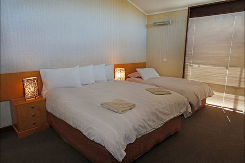 Creel Lodge - Accommodation Newcastle 28