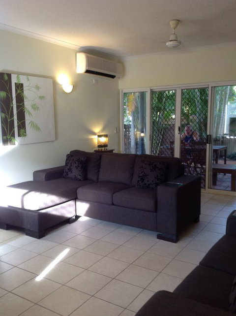 Garunya Executive Townhouse - Accommodation Newcastle 1