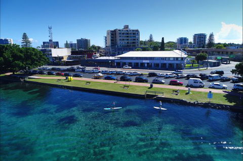 Lakes And Ocean Hotel - Accommodation Newcastle 1