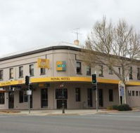 Royal Hotel Yass - Accommodation Newcastle