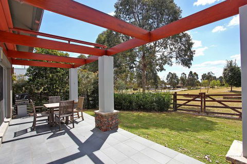 Parkview - Accommodation Newcastle 3