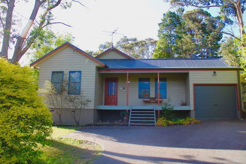 Scenic Cottage - Accommodation Newcastle 1