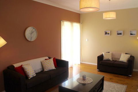 Scenic Cottage - Accommodation Newcastle 2