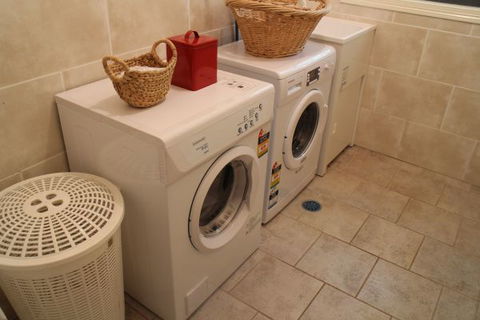 Scenic Cottage - Accommodation Newcastle 9