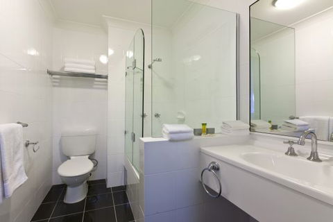 Tall Trees - Accommodation Newcastle 4