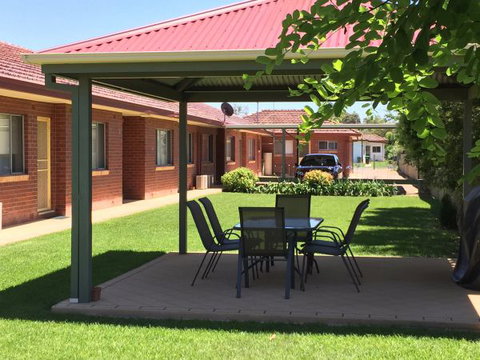 Abbey Apartments - Accommodation Newcastle 0