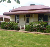 Country Cottages BB - Accommodation Newcastle