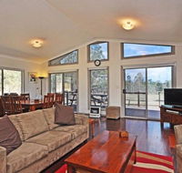 Villa Siena - Accommodation Newcastle