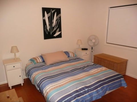 Manyana - Accommodation Newcastle 2