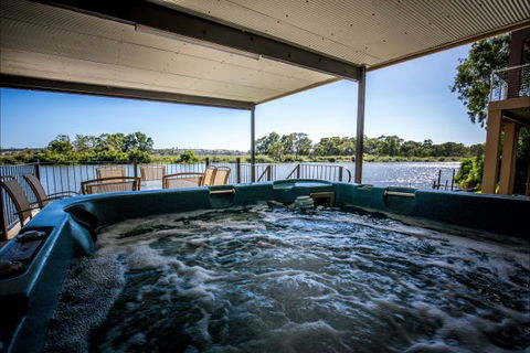 River Shack Rentals - Living The Dream - Accommodation Newcastle 49