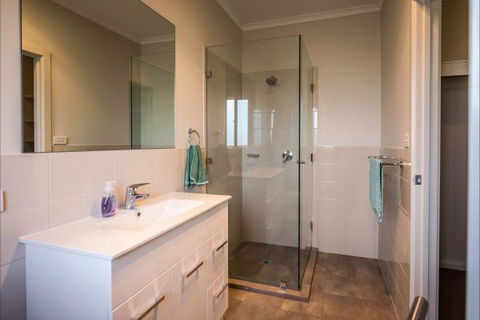River Shack Rentals - Living The Dream - Accommodation Newcastle 92