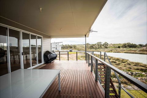 River Shack Rentals - Living The Dream - Accommodation Newcastle 117