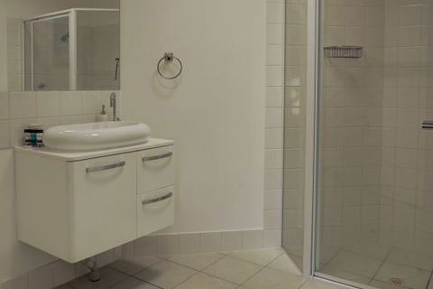 Spalding Lodge Unit 16 - Accommodation Newcastle 265