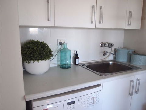 Spalding Lodge Unit 16 - Accommodation Newcastle 31