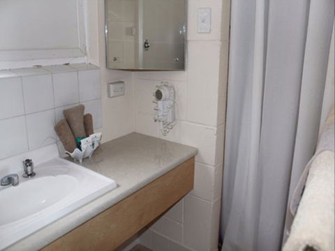 Spalding Lodge Unit 16 - Accommodation Newcastle 79