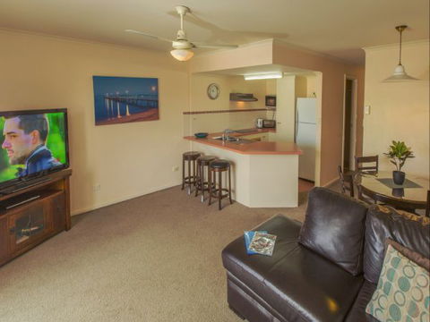 Spalding Lodge Unit 16 - Accommodation Newcastle 50