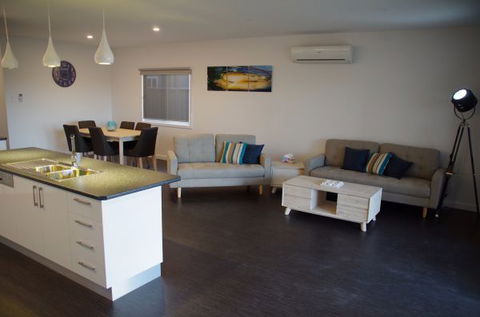 Spalding Lodge Unit 16 - Accommodation Newcastle 108