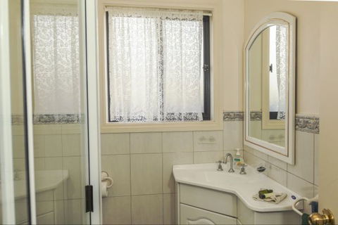 Spalding Lodge Unit 16 - Accommodation Newcastle 140