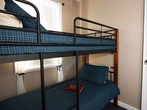 Spalding Lodge Unit 16 - Accommodation Newcastle 36