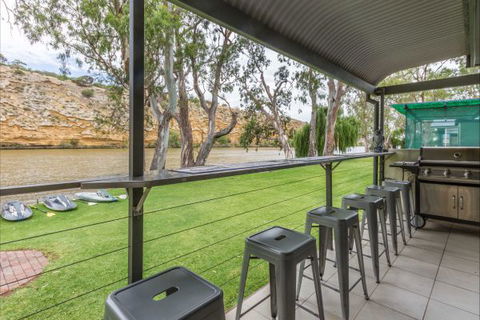 River Shack Rentals - Living The Dream - Accommodation Newcastle 14