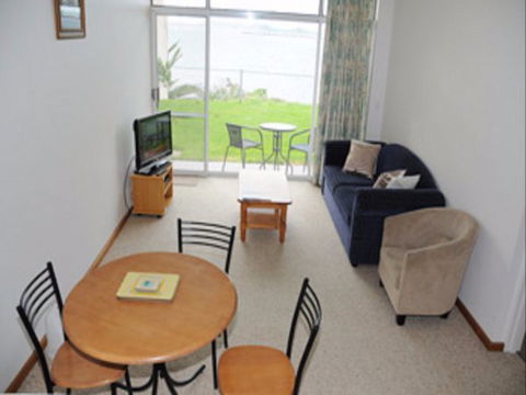 Spalding Lodge Unit 16 - Accommodation Newcastle 266