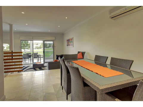 Spalding Lodge Unit 16 - Accommodation Newcastle 241