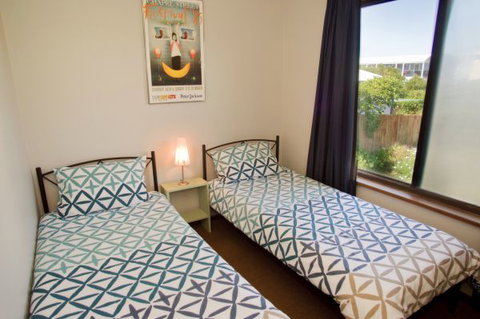 Seachange - Accommodation Newcastle 4