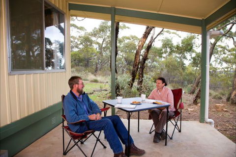 Alligator Lodge - Mount Remarkable National Park - Accommodation Newcastle 4
