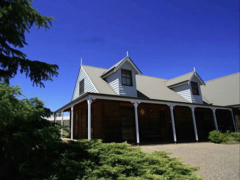Edelweiss Hutte - Accommodation Newcastle 6