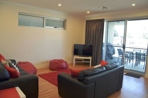 Port Lincoln City Apartment - Accommodation Newcastle 0