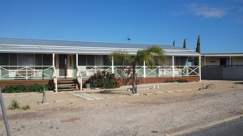 Annies Rest - Accommodation Newcastle 4