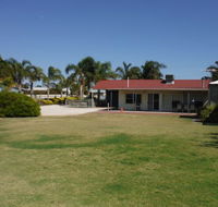 The Palms - Accommodation Newcastle