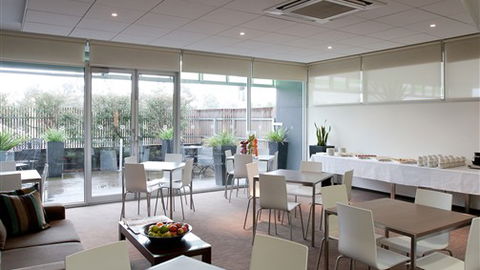 Punthill Apartment Hotels - Knox - Accommodation Newcastle 4