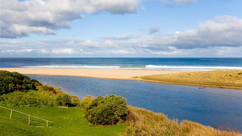 Apollo Bay Guesthouse - Accommodation Newcastle 4