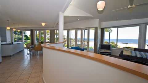 HolidayMakers - Accommodation Newcastle 4
