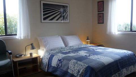Sabrelyn Park - Accommodation Newcastle 2