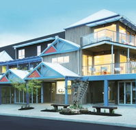 The Island Accommodation - Phillip Island YHA - Accommodation Newcastle