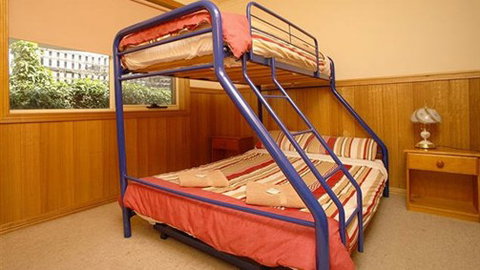 Apollo Bay Backpackers Lodge - Accommodation Newcastle 2