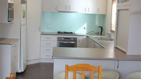 Cooroona Lodge - Accommodation Newcastle 2