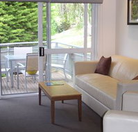Kunala Chalet - Pinnacle Valley Resort - Accommodation Newcastle