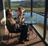 Curdievale Riverfront Lodge - Accommodation Newcastle