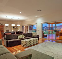 Max's Paddock - Accommodation Newcastle