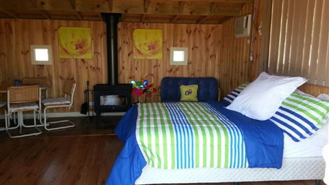 Laura Lodge Rest & Recreation Retreat - Accommodation Newcastle 3