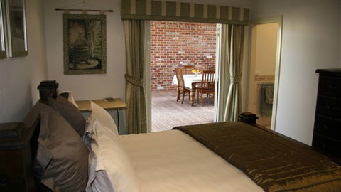Cabarita Lodge - Accommodation Newcastle 0
