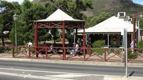 Halls Gap Escape - Accommodation Newcastle 0
